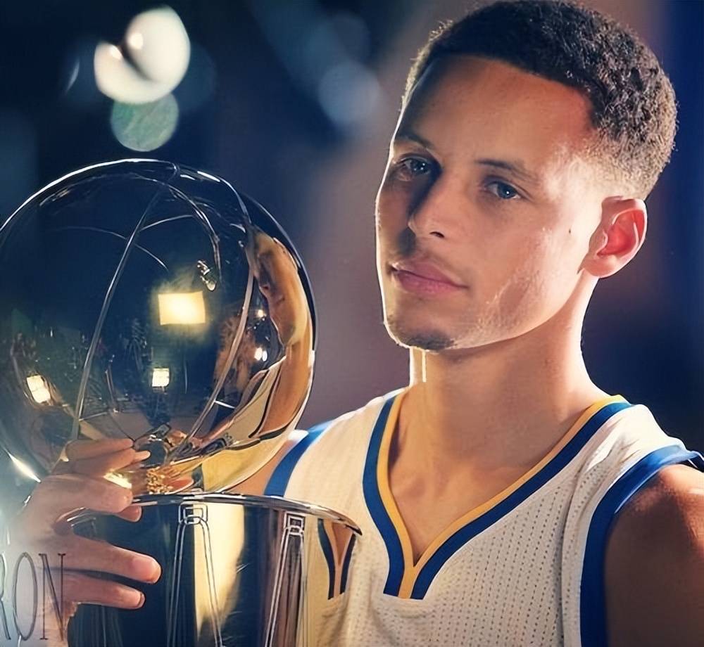 复拉低球迷 复拉低球迷