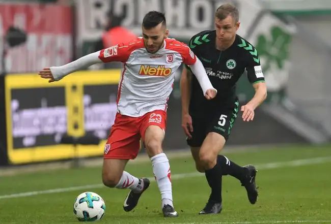 邻国球队的 邻国球队的