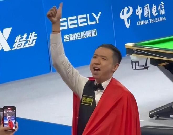 体育德甲：勒沃库森2-1弗赖堡 帕拉西奥斯中圈吊射绝杀